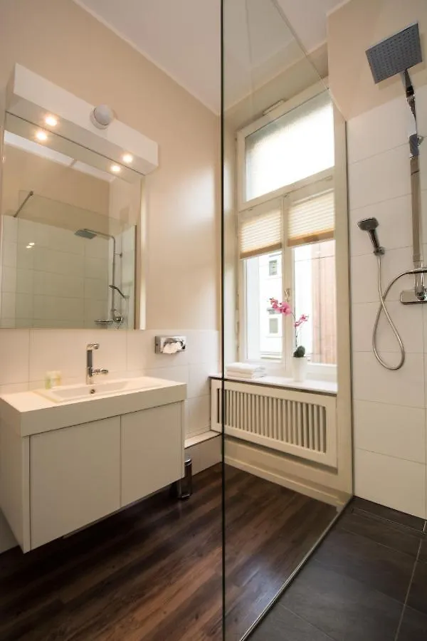 Aparthotel Living Am Carlsplatz Apartment Dusseldorf