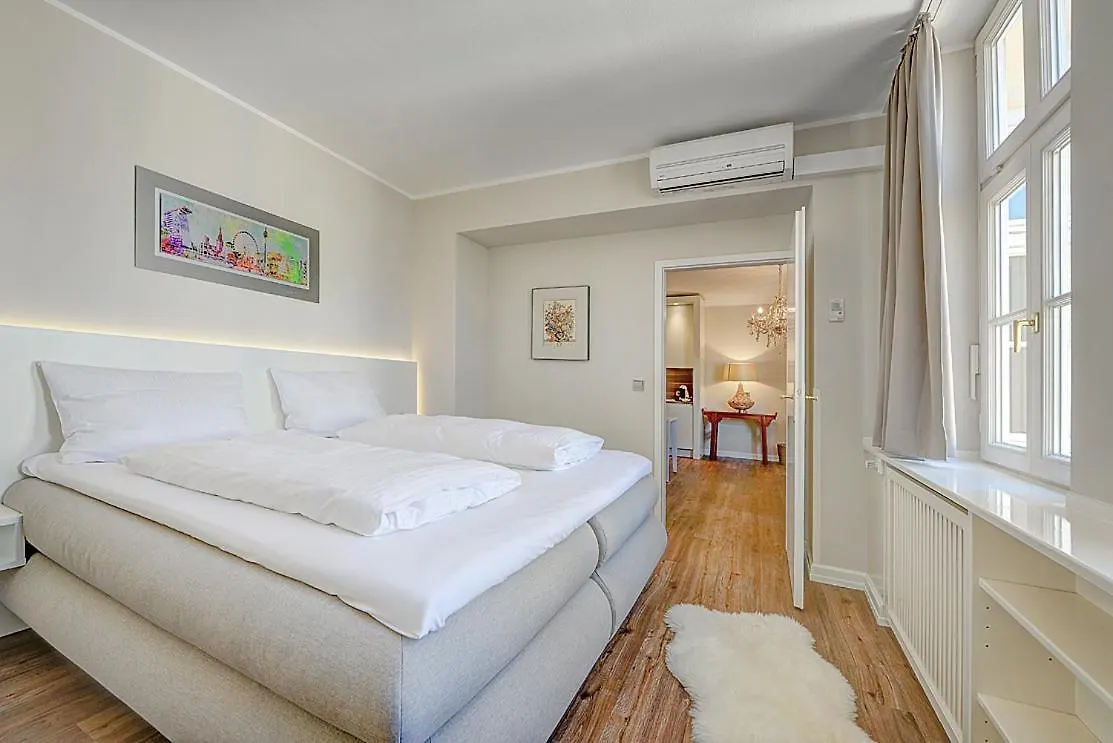 Living Am Carlsplatz Apartment Dusseldorf