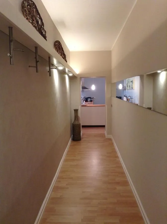 Апарт-отель Living Am Carlsplatz Apartment Дюссельдорф