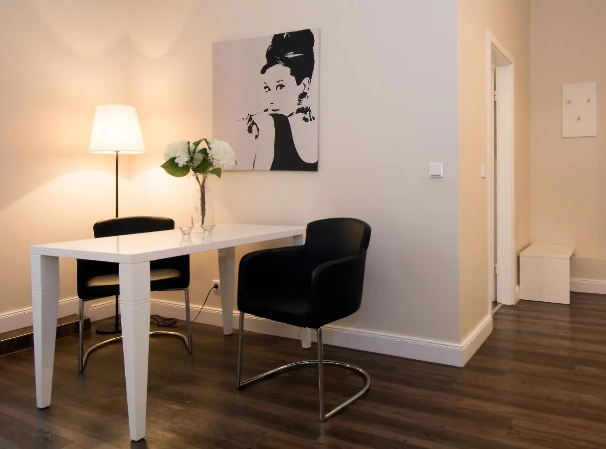 Aparthotel Living Am Carlsplatz Apartment Düsseldorf